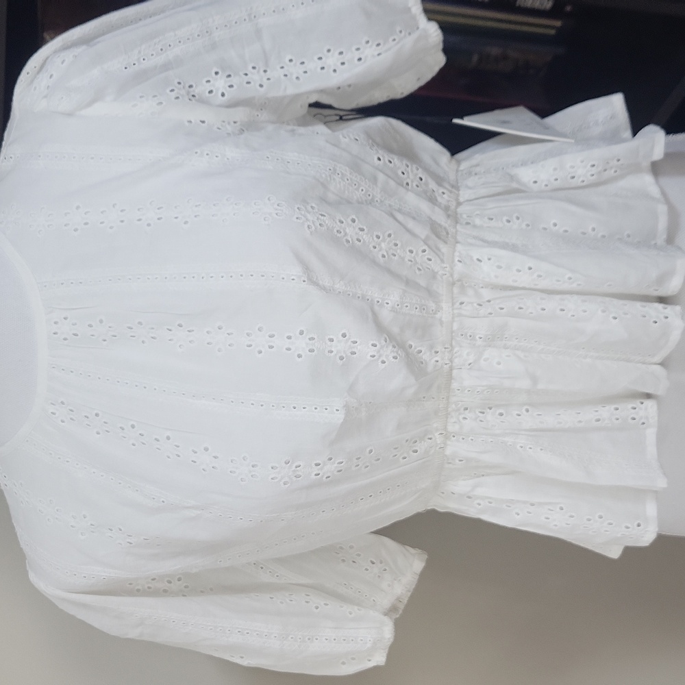 LOST + WANDER White Eyelet Short Sleeve Peplum Top - Picture 3 of 12